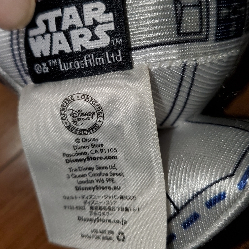 Star Wars R2-D2 Plush - Picture 2 of 8